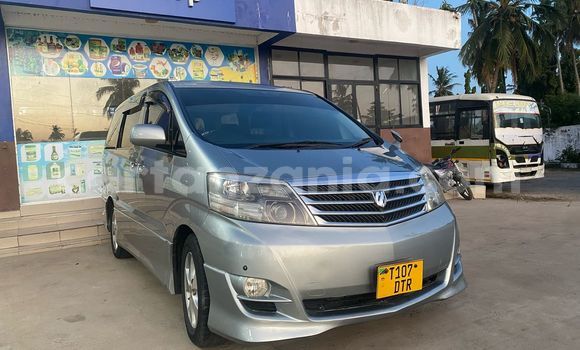 Buy Used Toyota Alphard Silver Car in Dar es Salaam in Dar es Salaam