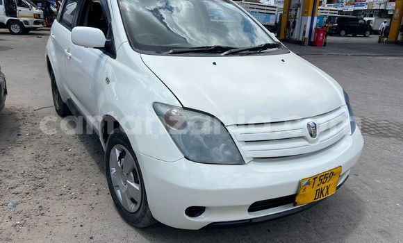 Buy Used Toyota IST White Car in Dar es Salaam in Dar es Salaam Buy Used Toyota IST White Car in Dar es Salaam in Dar es Salaam