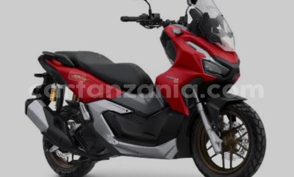 Nunua Ilio tumika BMW 2er Active Tourer Nyeusi Gari ndani ya Dar es Salaam nchini Dar es Salaam