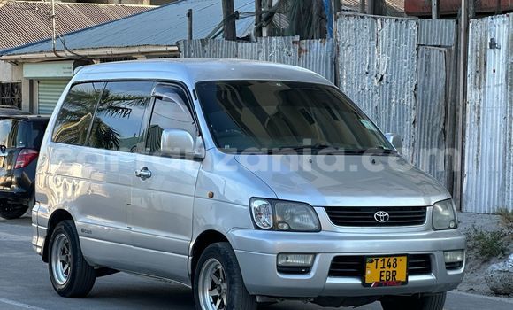Buy Used Toyota Noah Silver Car in Dar es Salaam in Dar es Salaam