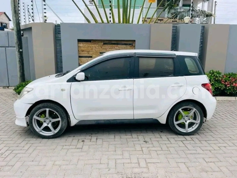 Big with watermark toyota ist kagera biharamulo 28548