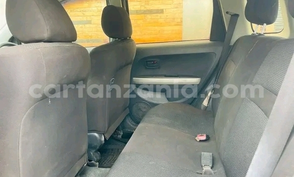 Buy Used Toyota IST White Car in Biharamulo in Kagera Buy Used Toyota IST White Car in Biharamulo in Kagera