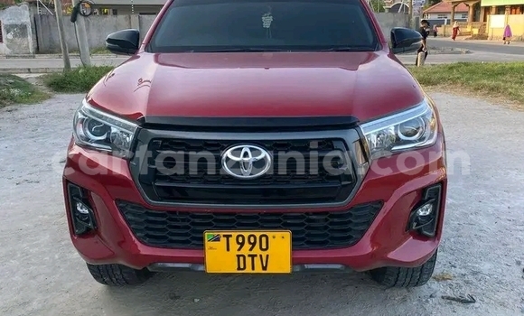 Buy Used Toyota Hiluxe Revo Red Car in Dodoma in Dodoma Buy Used Toyota Hiluxe Revo Red Car in Dodoma in Dodoma