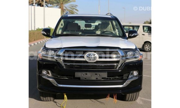 Nunua Imported Toyota Land Cruiser Nyeusi Gari ndani ya Import - Dubai nchini Arusha Nunua Imported Toyota Land Cruiser Nyeusi Gari ndani ya Import - Dubai nchini Arusha