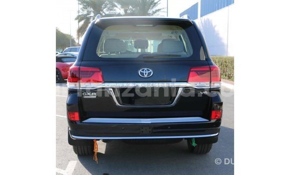 Nunua Imported Toyota Land Cruiser Nyeusi Gari ndani ya Import - Dubai nchini Arusha Nunua Imported Toyota Land Cruiser Nyeusi Gari ndani ya Import - Dubai nchini Arusha