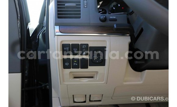 Nunua Imported Toyota Land Cruiser Nyeusi Gari ndani ya Import - Dubai nchini Arusha Nunua Imported Toyota Land Cruiser Nyeusi Gari ndani ya Import - Dubai nchini Arusha