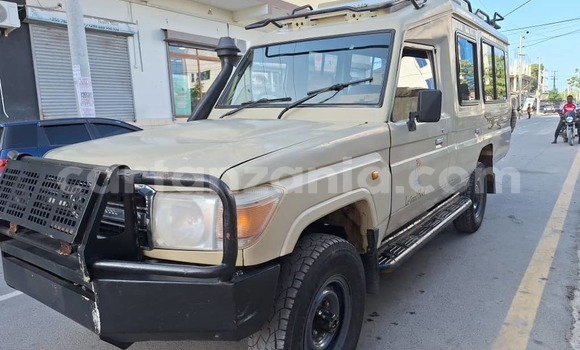 Buy Used Toyota Land Cruiser Other Car in Dar es Salaam in Dar es Salaam Buy Used Toyota Land Cruiser Other Car in Dar es Salaam in Dar es Salaam