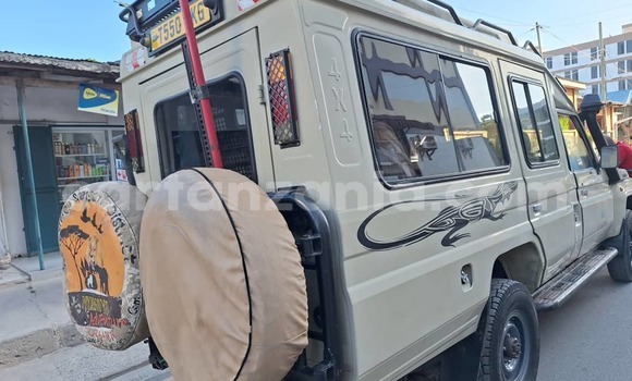 Buy Used Toyota Land Cruiser Other Car in Dar es Salaam in Dar es Salaam Buy Used Toyota Land Cruiser Other Car in Dar es Salaam in Dar es Salaam