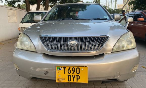 Nunua Ilio tumika Toyota Harrier Nyingine Gari ndani ya Dar es Salaam nchini Dar es Salaam