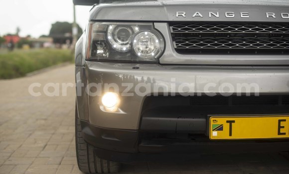 Buy Used Range Rover Range Rover Brown Car in Dar es Salaam in Dar es Salaam