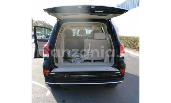 Nunua Imported Toyota Land Cruiser Nyeusi Gari ndani ya Import - Dubai nchini Arusha Nunua Imported Toyota Land Cruiser Nyeusi Gari ndani ya Import - Dubai nchini Arusha