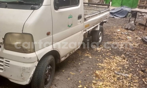 Buy Used Suzuki Carry White Car in Dar es Salaam in Dar es Salaam Buy Used Suzuki Carry White Car in Dar es Salaam in Dar es Salaam