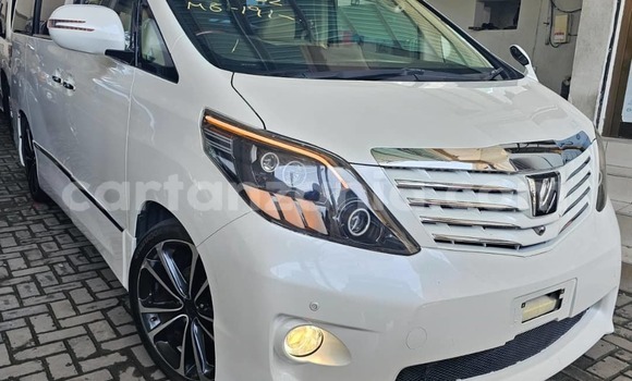 Buy Import Toyota Alphard White Car in Dar es Salaam in Dar es Salaam