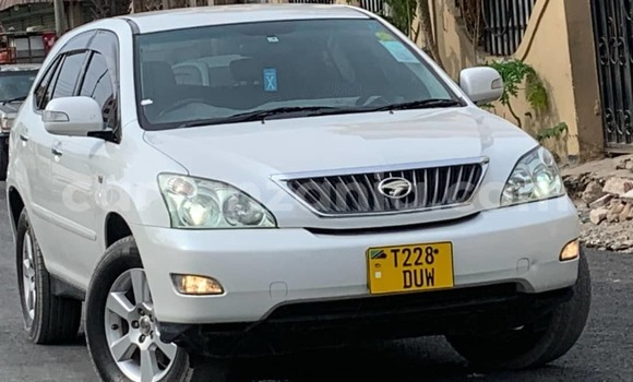 Buy Used Toyota Harrier White Car in Dar es Salaam in Dar es Salaam Buy Used Toyota Harrier White Car in Dar es Salaam in Dar es Salaam