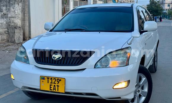 Buy Used Toyota Harrier White Car in Dar es Salaam in Dar es Salaam Buy Used Toyota Harrier White Car in Dar es Salaam in Dar es Salaam