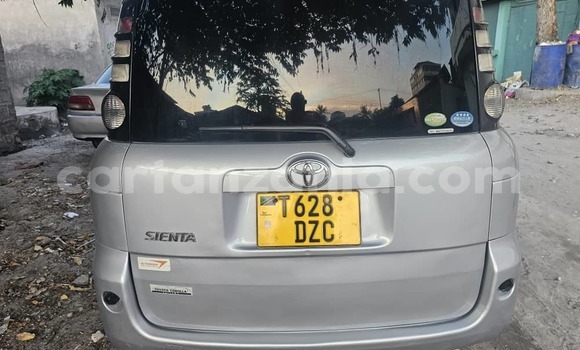 Buy Used Toyota Sienta Silver Car in Dar es Salaam in Dar es Salaam Buy Used Toyota Sienta Silver Car in Dar es Salaam in Dar es Salaam
