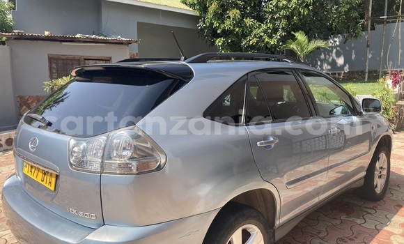 Buy Used Lexus RX 300 Silver Car in Mwanza in Mwanza Buy Used Lexus RX 300 Silver Car in Mwanza in Mwanza