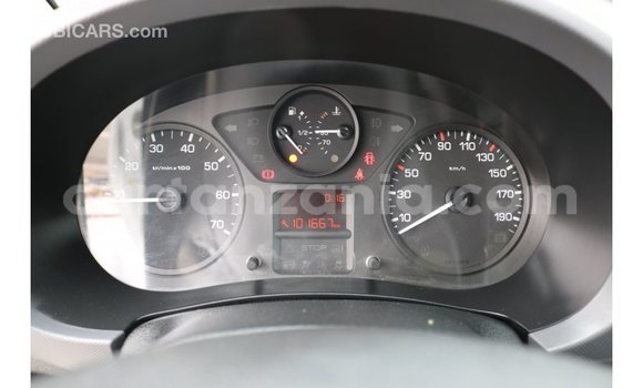 Buy Import Peugeot Partner White Car in Import - Dubai in Arusha