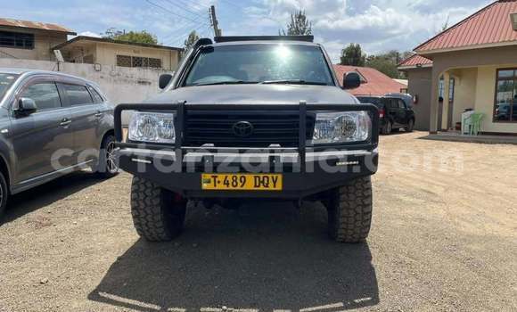 Toyota land cruiser cars for sale in tanzania - cartanzania