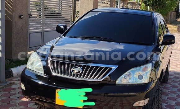 Buy Used Toyota Harrier Black Car in Dodoma in Dodoma