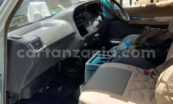 Buy Used Toyota Hiace Other Car in Dodoma in Dodoma Buy Used Toyota Hiace Other Car in Dodoma in Dodoma