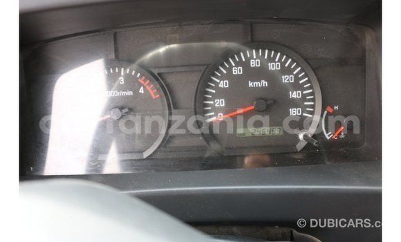 Buy Import Isuzu Rodeo White Car in Import - Dubai in Arusha