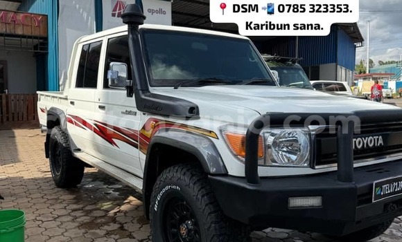 Buy New Toyota Land Cruiser White Car in Dar es Salaam in Dar es Salaam
