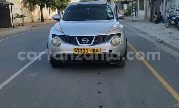 Buy Used Nissan Juke Silver Car in Dar es Salaam in Dar es Salaam Buy Used Nissan Juke Silver Car in Dar es Salaam in Dar es Salaam