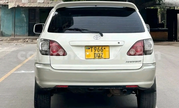 Buy Used Toyota Harrier White Car in Dar es Salaam in Dar es Salaam Buy Used Toyota Harrier White Car in Dar es Salaam in Dar es Salaam
