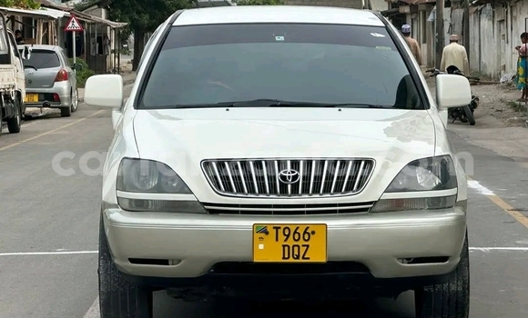 Buy Used Toyota Harrier White Car in Dar es Salaam in Dar es Salaam Buy Used Toyota Harrier White Car in Dar es Salaam in Dar es Salaam