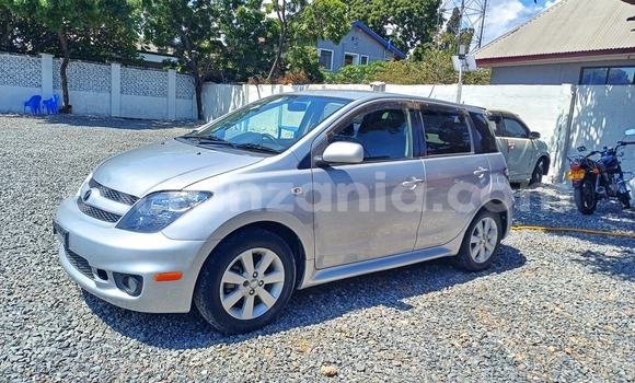 Buy New Toyota IST Silver Car in Dar es Salaam in Dar es Salaam