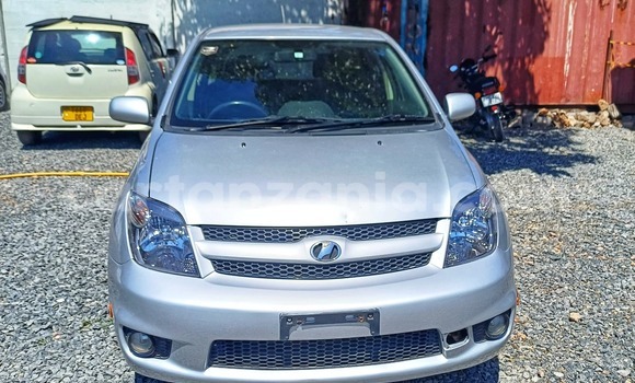 Buy New Toyota IST Silver Car in Dar es Salaam in Dar es Salaam Buy New Toyota IST Silver Car in Dar es Salaam in Dar es Salaam