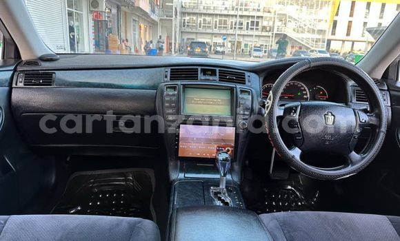 Buy Used Toyota Crown White Car in Dar es Salaam in Dar es Salaam Buy Used Toyota Crown White Car in Dar es Salaam in Dar es Salaam