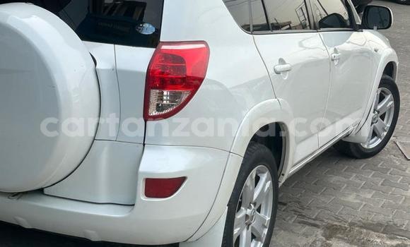 Buy Used Toyota RAV4 White Car in Dar es Salaam in Dar es Salaam Buy Used Toyota RAV4 White Car in Dar es Salaam in Dar es Salaam