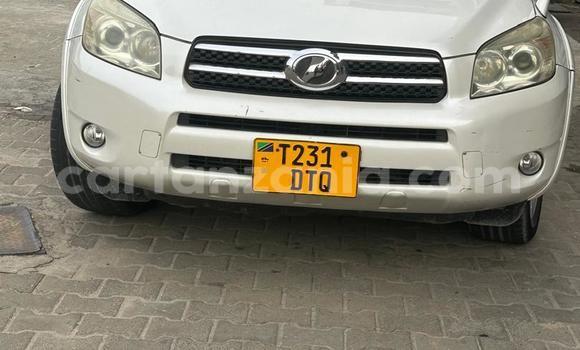 Buy Used Toyota RAV4 White Car in Dar es Salaam in Dar es Salaam Buy Used Toyota RAV4 White Car in Dar es Salaam in Dar es Salaam
