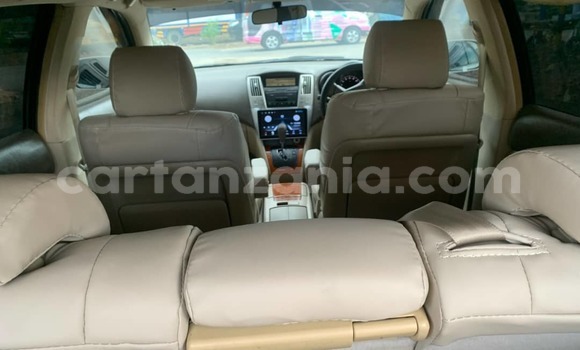 Buy Used Toyota Harrier White Car in Ilala in Dar es Salaam