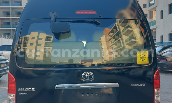 Buy Used Toyota Hiace Black Car in Dar es Salaam in Dar es Salaam Buy Used Toyota Hiace Black Car in Dar es Salaam in Dar es Salaam