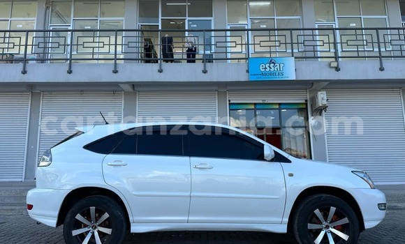 Nunua Ilio tumika Toyota Harrier Nyeupe Gari ndani ya Ilala nchini Dar es Salaam Nunua Ilio tumika Toyota Harrier Nyeupe Gari ndani ya Ilala nchini Dar es Salaam