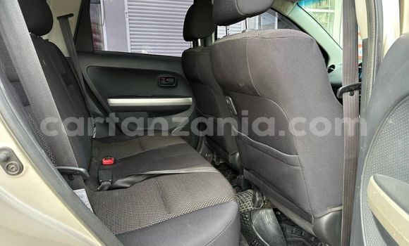 Buy Used Toyota IST Green Car in Dar es Salaam in Dar es Salaam Buy Used Toyota IST Green Car in Dar es Salaam in Dar es Salaam