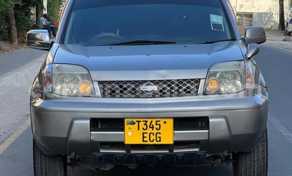 Nunua Ilio tumika Nissan X–Trail Fedha Gari ndani ya Dar es Salaam nchini Dar es Salaam