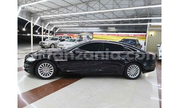 Nunua Imported Jaguar XJ Nyeusi Gari ndani ya Import - Dubai nchini Arusha Nunua Imported Jaguar XJ Nyeusi Gari ndani ya Import - Dubai nchini Arusha