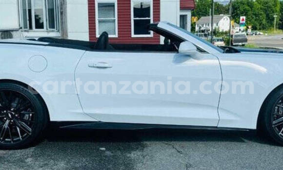 Buy Used Chevrolet Camaro White Car in Dar es Salaam in Dar es Salaam Buy Used Chevrolet Camaro White Car in Dar es Salaam in Dar es Salaam