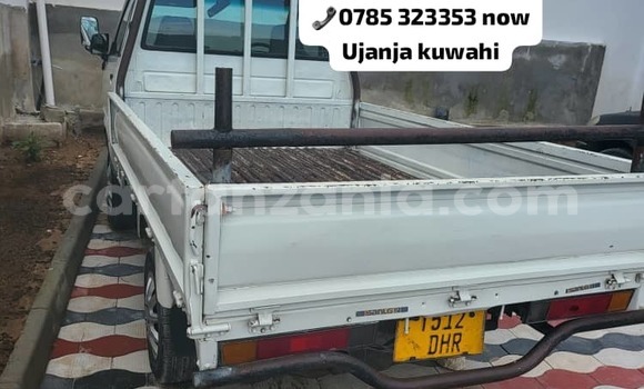 Buy Used Toyota Town Ace White Car in Dar es Salaam in Dar es Salaam