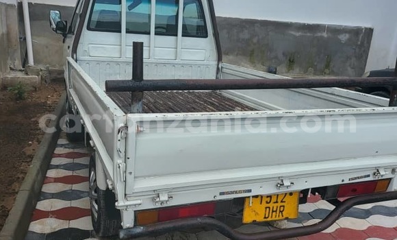 Buy Used Toyota Town Ace White Car in Dar es Salaam in Dar es Salaam Buy Used Toyota Town Ace White Car in Dar es Salaam in Dar es Salaam