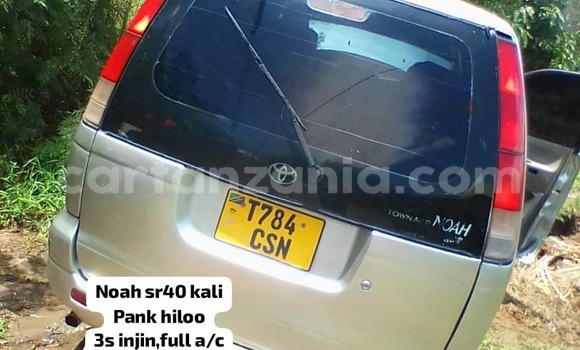 Buy Used Toyota Noah Silver Car in Dar es Salaam in Dar es Salaam