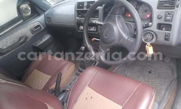 Nunua Ilio tumika Toyota RAV4 Nyingine Gari ndani ya Dar es Salaam nchini Dar es Salaam Nunua Ilio tumika Toyota RAV4 Nyingine Gari ndani ya Dar es Salaam nchini Dar es Salaam