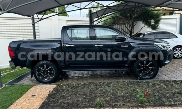 Nunua Ilio tumika Toyota Hiluxe Revo Nyeusi Gari ndani ya Buhigwe nchini Kigoma Nunua Ilio tumika Toyota Hiluxe Revo Nyeusi Gari ndani ya Buhigwe nchini Kigoma