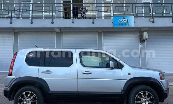 Buy Used Honda Crossroad Silver Car in Dar es Salaam in Dar es Salaam Buy Used Honda Crossroad Silver Car in Dar es Salaam in Dar es Salaam