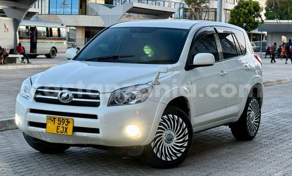 Buy Used Toyota RAV4 White Car in Dar es Salaam in Dar es Salaam Buy Used Toyota RAV4 White Car in Dar es Salaam in Dar es Salaam