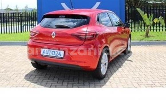 Buy Used Renault Clio Red Car in Dar es Salaam in Dar es Salaam Buy Used Renault Clio Red Car in Dar es Salaam in Dar es Salaam